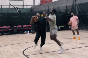 76人直播_NBA76人直播_76人在线观看